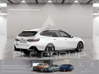 2025 BMW 520