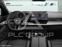2025 BMW 520