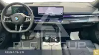2025 BMW 520