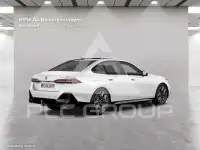 2025 BMW 520