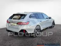 2025 BMW 520