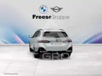 2025 BMW 520