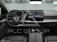 2025 BMW 520