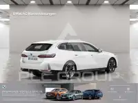 2025 BMW 520
