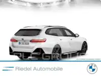 2025 BMW 520