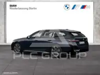 2025 BMW 520