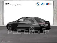 2025 BMW 520