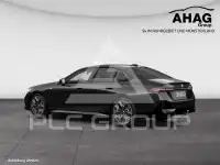 2025 BMW 520