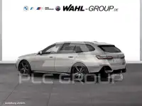 2025 BMW 520