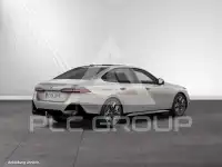 2025 BMW 520