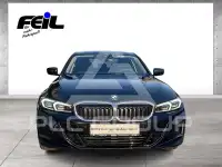2025 BMW 318