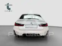 2025 BMW 318