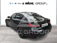 2025 BMW 318
