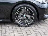 2025 BMW 318