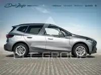 2025 BMW 220