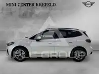 2025 BMW 220