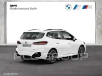 2025 BMW 220