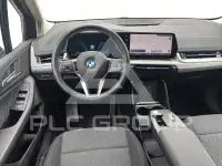 2025 BMW 220