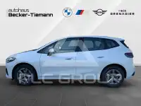 2025 BMW 220