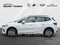2025 BMW 220