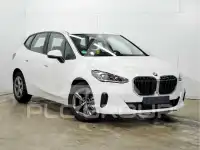 2025 BMW 220