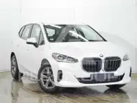 2025 BMW 220