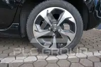 2025 Suzuki SWIFT