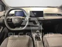 2025 MG MG3