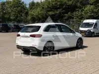 2025 Mercedes Benz B 200