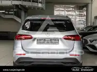 2025 Mercedes Benz B 200