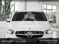 2025 Mercedes Benz B 200
