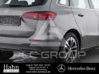 2025 Mercedes Benz B 200
