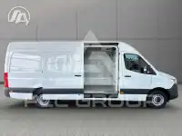2025 Mercedes Benz Sprinter