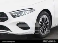 2025 Mercedes Benz A 180