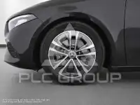 2025 Mercedes Benz A 180