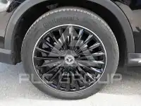 2025 Mercedes Benz GLC 300