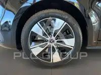 2025 Mercedes Benz V