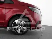 2025 Mercedes Benz V