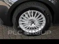 2025 Mercedes Benz V