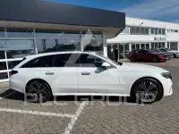 2025 Mercedes Benz E 200