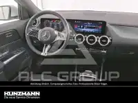 2025 Mercedes Benz GLA 220