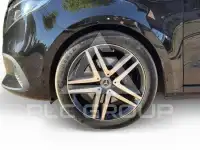 2025 Mercedes Benz V 220
