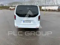 2025 Mercedes Benz V 220