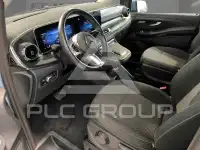 2025 Mercedes Benz V 220