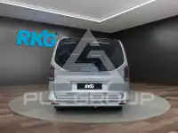 2025 Mercedes Benz V 220
