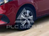 2025 Mercedes Benz V 220