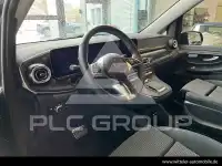 2025 Mercedes Benz V 220