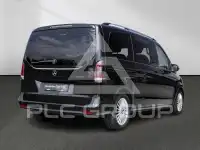 2025 Mercedes Benz V 220