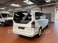 2025 Mercedes Benz V 220