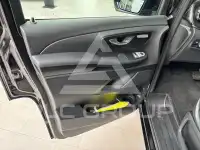 2025 Mercedes Benz V 220